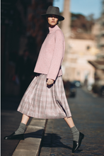 Load image into Gallery viewer, AKIRA SWEATER