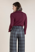 Load image into Gallery viewer, NECTAR SWEATER