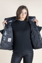 Load image into Gallery viewer, TRIP VEST