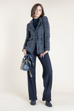 Load image into Gallery viewer, TREND JACKET