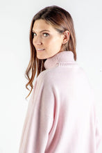 Load image into Gallery viewer, NARVALO SWEATER