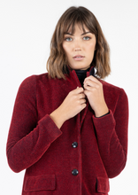 Load image into Gallery viewer, VOLTAIRE JACKET (Amaranto)