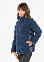 Load image into Gallery viewer, INVIDIA JACKET