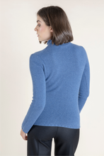 Load image into Gallery viewer, TROMBA SWEATER
