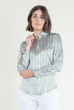 Load image into Gallery viewer, YUPPY RR BLOUSE
