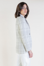 Load image into Gallery viewer, AVALOS JACKET
