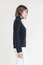 Load image into Gallery viewer, ARTE SWEATER
