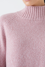 Load image into Gallery viewer, AKIRA SWEATER
