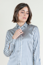 Load image into Gallery viewer, YUPPY RR BLOUSE
