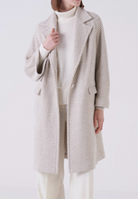Load image into Gallery viewer, TRUCCO COAT
